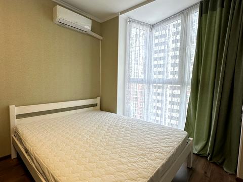 квартира за адресою Київ, Драгоманова вул., 2-А