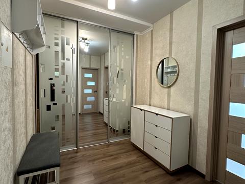 квартира за адресою Київ, Драгоманова вул., 2-А