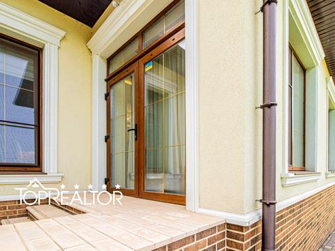 будинок за адресою щаслива вул, 1