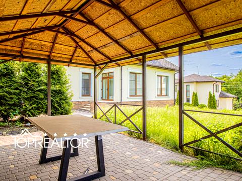 будинок за адресою щаслива вул, 1