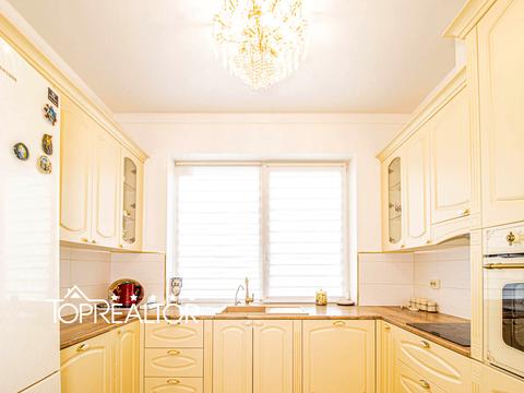 будинок за адресою щаслива вул, 1