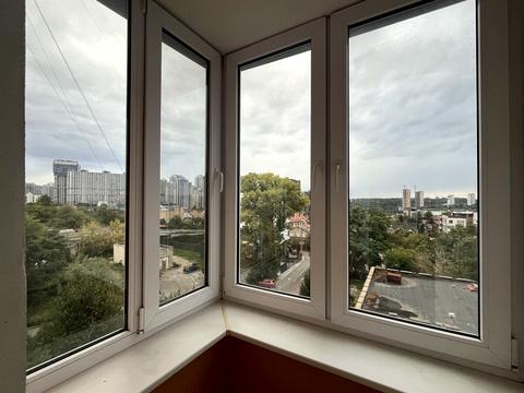 квартира за адресою Менделєєва вул., 12