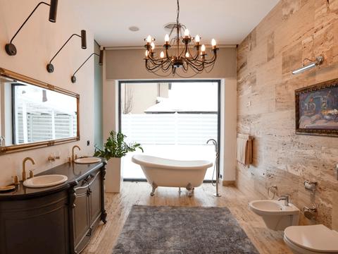 будинок за адресою Центральна вул., 15