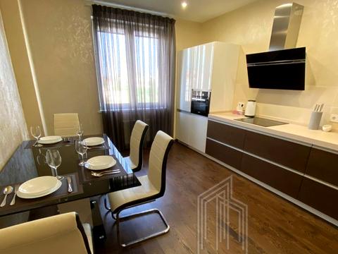 квартира за адресою В'ячеслава Чорновола вул., 27