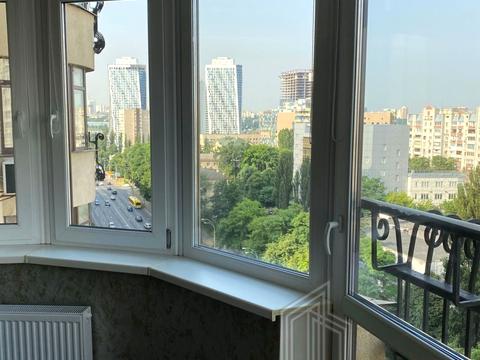 квартира за адресою В'ячеслава Чорновола вул., 27