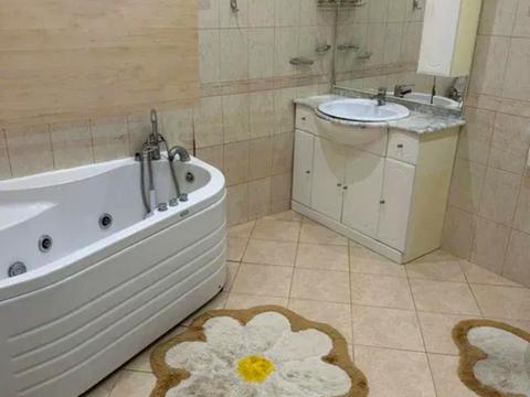 квартира за адресою Володимира Івасюка просп. (Героїв Сталінграду), 43-Г