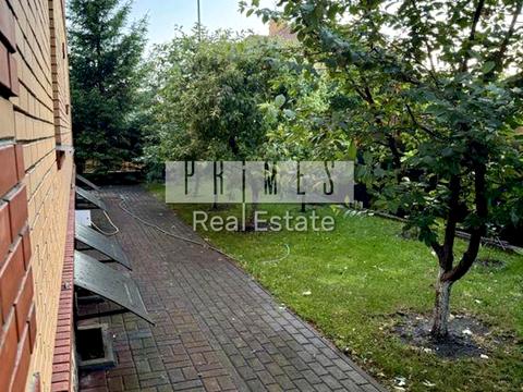 будинок за адресою Василя Сухомлинського вул.