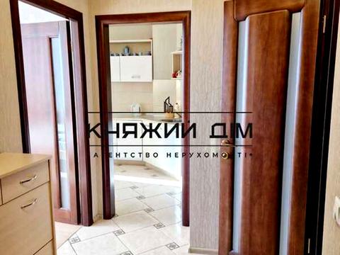 квартира по адресу Ревуцкого ул., 7-В