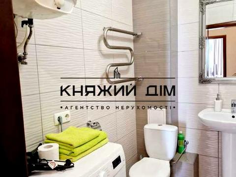 квартира по адресу Ревуцкого ул., 7-В