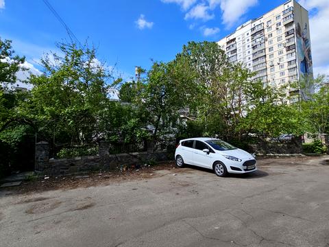 комерційна за адресою Академіка Корольова просп., 12