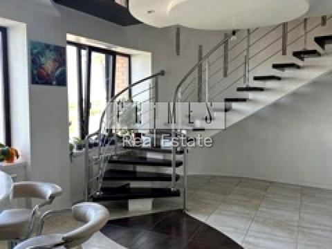 квартира за адресою Шкільна вул., 22-А