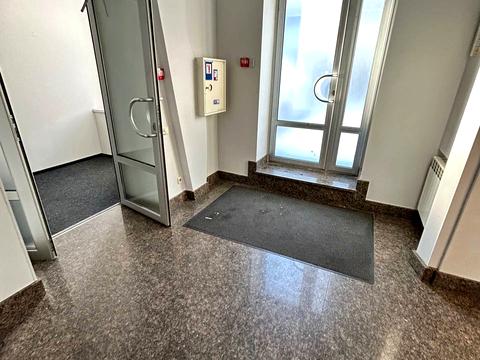 комерційна за адресою Київ, Васильківська вул., 14