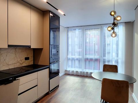 квартира за адресою Романа Левицького вул., 4