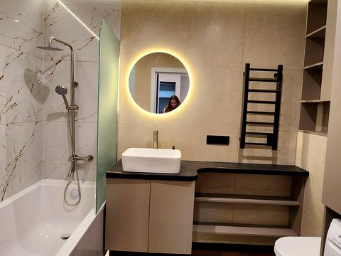 квартира за адресою Романа Левицького вул., 4