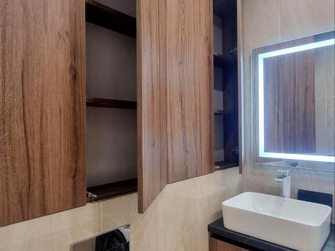 квартира за адресою Мартинова просп., (вул. Щаслива, 63)