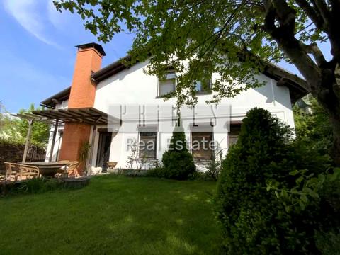 дом по адресу Івана Білика ул. (Яблунева)