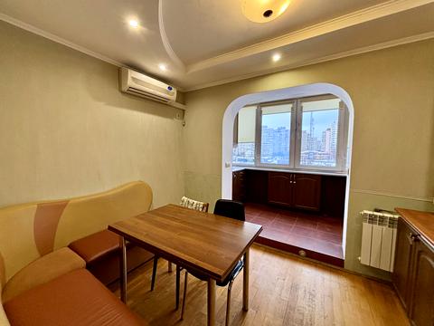 квартира за адресою Оноре де Бальзака вул., 44