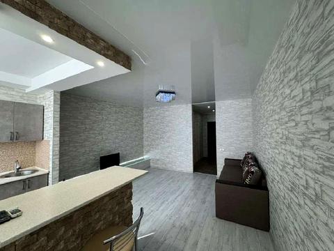 квартира за адресою Сім'ї Кульженків вул. (Петра Дегтяренка), 31-А