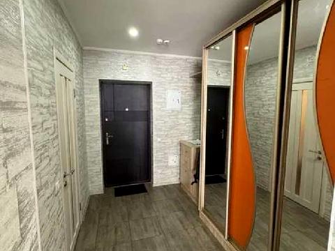 квартира за адресою Сім'ї Кульженків вул. (Петра Дегтяренка), 31-А