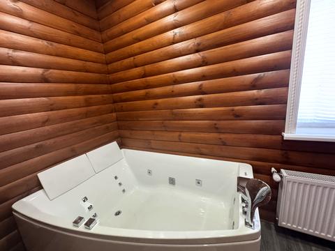 будинок за адресою Донецька вул., 3