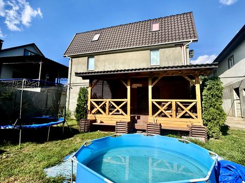 будинок за адресою Донецька вул., 3