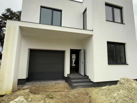 будинок за адресою Хвойна вул., 8