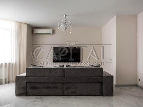 квартира за адресою Андрія Верхогляда вул. (Михайла Драгомирова), 14-А