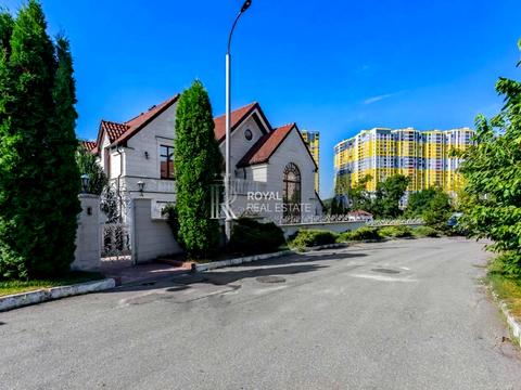 будинок за адресою Петра Радченка вул., 16