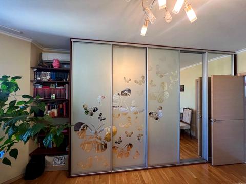 квартира за адресою Любомира Гузара просп. (Космонавта Комарова), 26