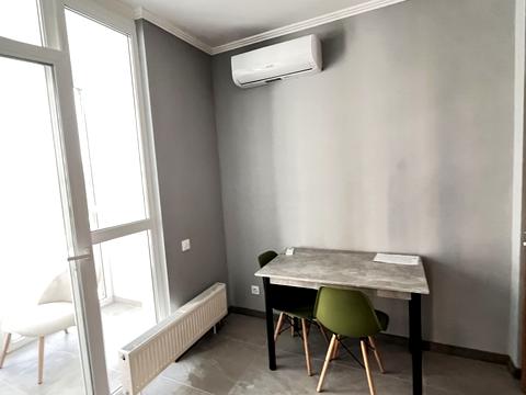 квартира за адресою Воскресенська вул., 18