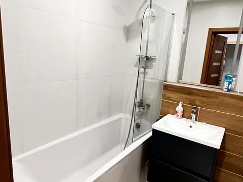 квартира за адресою Воскресенська вул., 18