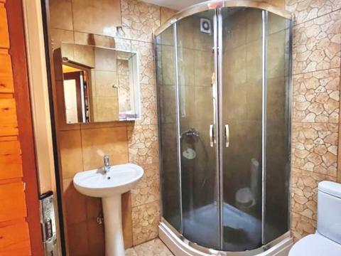 будинок за адресою с. Микитинці, Черепкова, 43