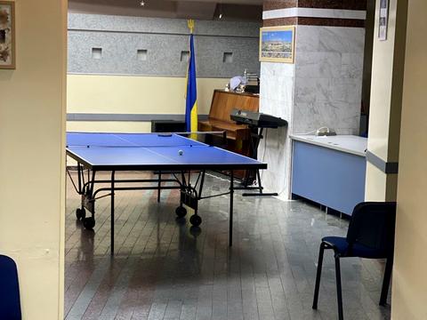 комерційна за адресою Дмитра Яворницького просп. (Карла Маркса), 20