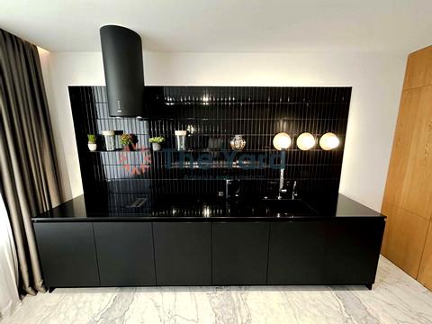 квартира за адресою Андрія Верхогляда вул. (Михайла Драгомирова), 15-Б