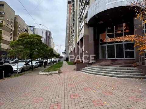 комерційна за адресою Антоновича вул. (Горького), 91/14