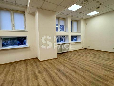 комерційна за адресою Антоновича вул. (Горького), 91/14