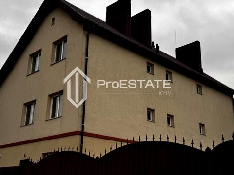 будинок за адресою Віри Онацької вул.