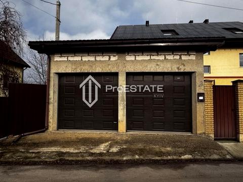 будинок за адресою Віри Онацької вул.