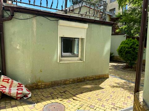 коммерческая по адресу Витовского ул. (Дзержинского), 30