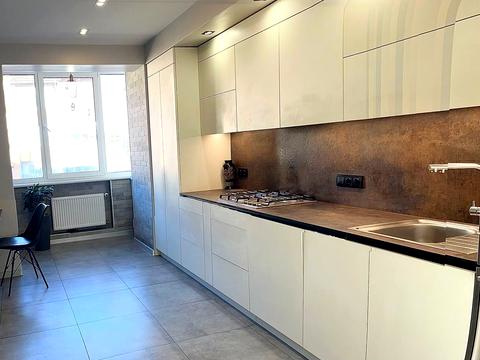 квартира за адресою Кленова вул., 47