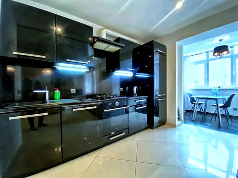 квартира за адресою Рибальська вул., 8