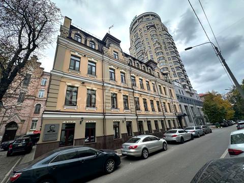 комерційна за адресою Несторівський пров., 8