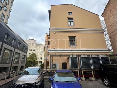 комерційна за адресою Несторівський пров., 8