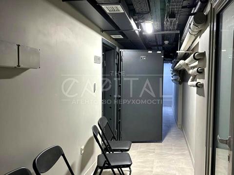 комерційна за адресою Несторівський пров., 8