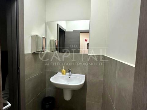 комерційна за адресою Несторівський пров., 8