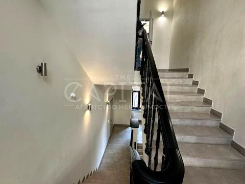 комерційна за адресою Несторівський пров., 8