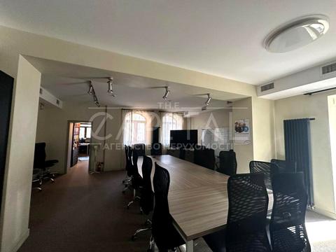 комерційна за адресою Несторівський пров., 8