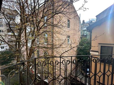 комерційна за адресою Несторівський пров., 8