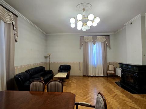 будинок за адресою смт. Козин, Олександрівська вул., 77