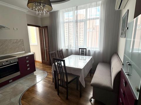 квартира за адресою Валерія Лобановського просп. (Червонозоряний), 4-В